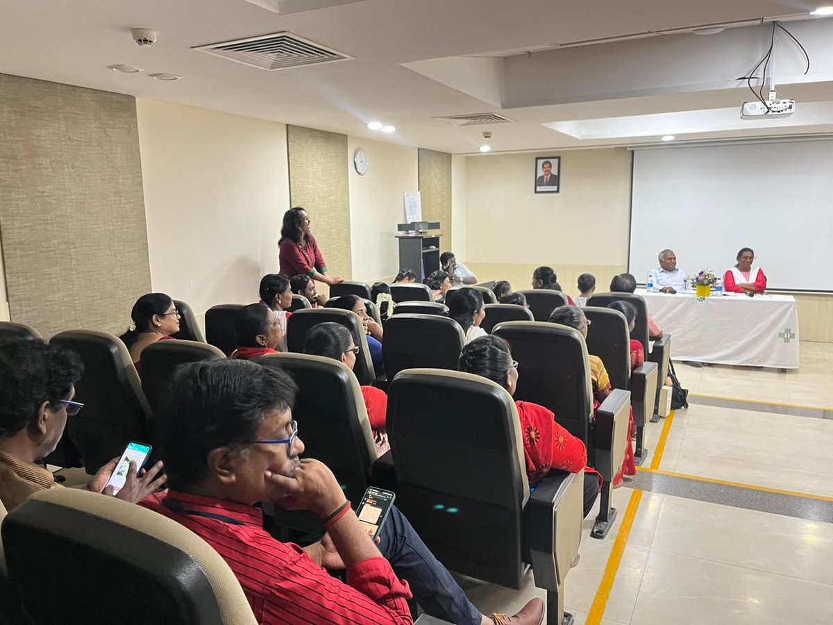 MedicalSundaram's tweet image. Lab Masterminds on Display!🔎

Our lab staff put their knowledge to the test, showcasing their expertise and teamwork.

#sundarammedicalfoundation #smf #thefutureislab #medicallaboratoryprofessionals #quiznight #healthcare #knowledgeIspower