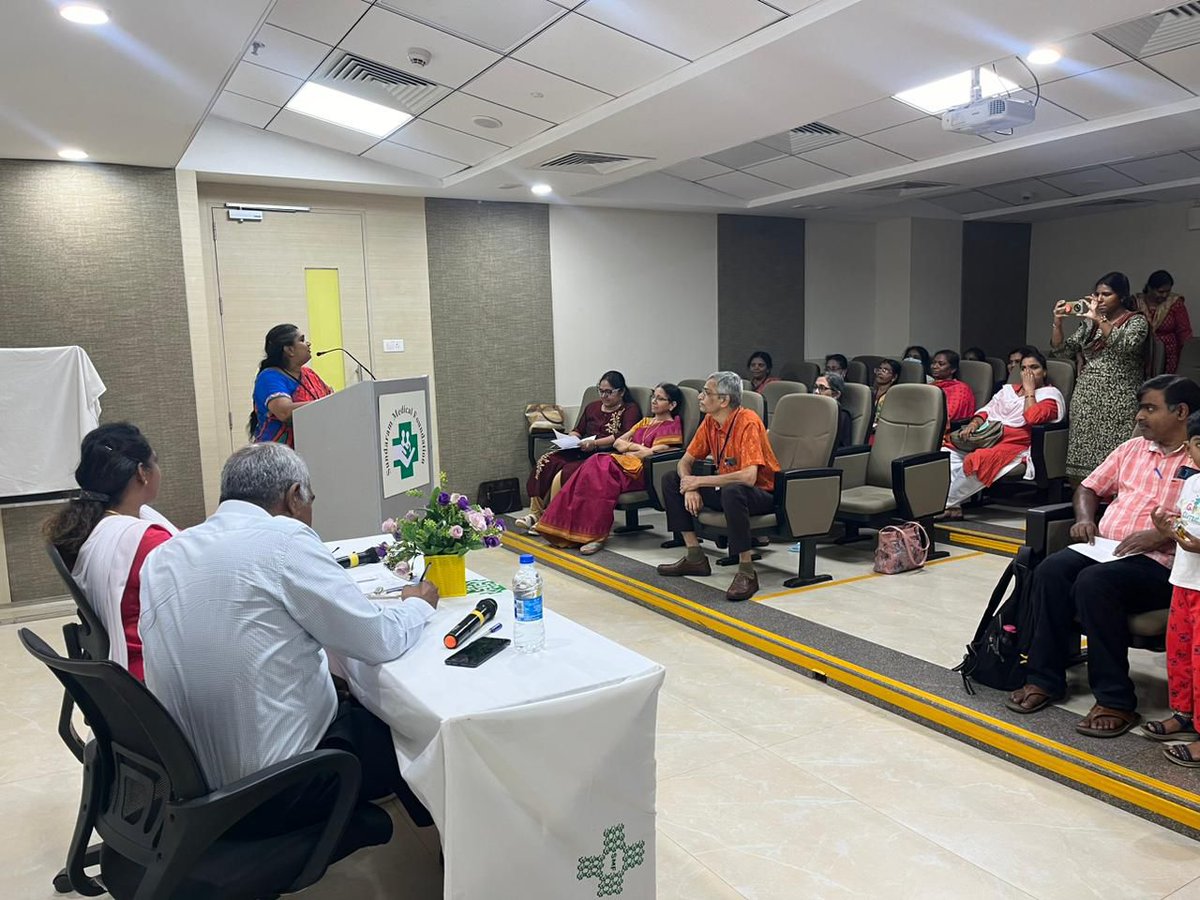 MedicalSundaram's tweet image. Lab Masterminds on Display!🔎

Our lab staff put their knowledge to the test, showcasing their expertise and teamwork.

#sundarammedicalfoundation #smf #thefutureislab #medicallaboratoryprofessionals #quiznight #healthcare #knowledgeIspower