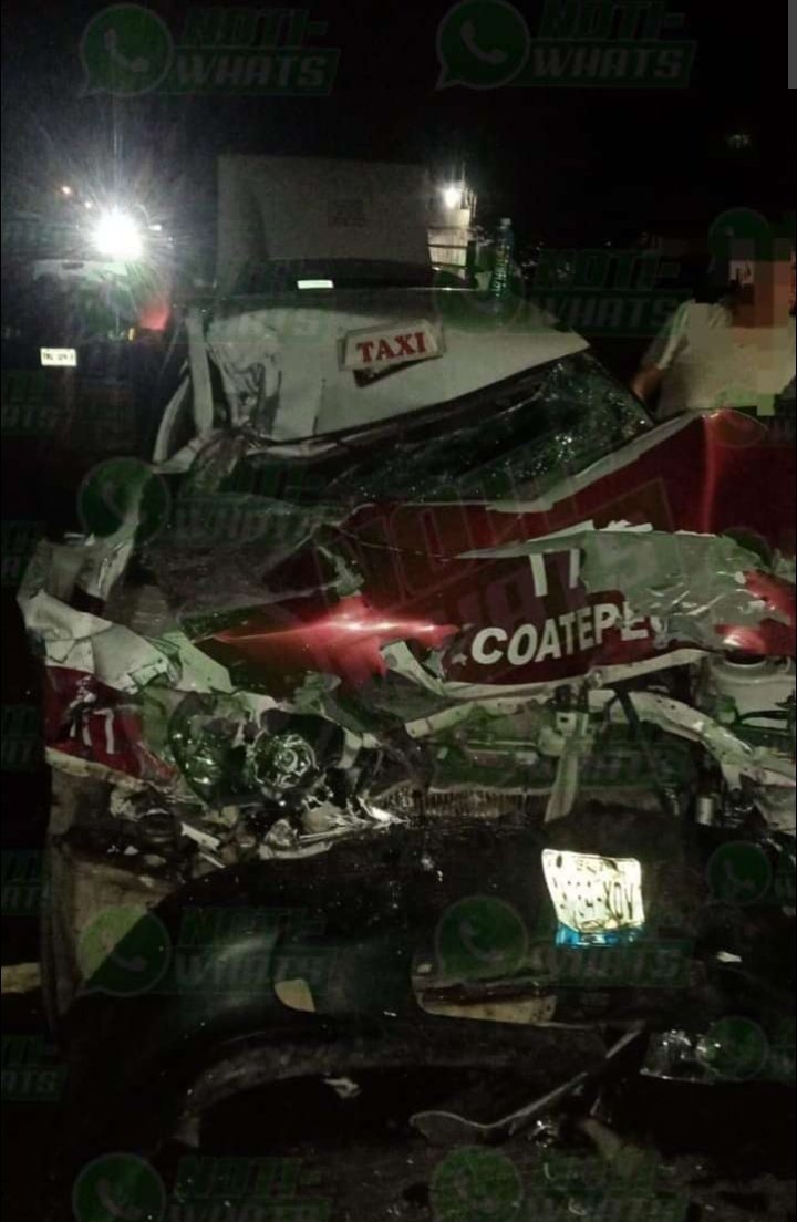 #ÚltimaHora Se reporta fuerte accidente en la carretera #Jalcomulco - #Coatepec un taxi se impactó con una alzadora a la altura de la gasera. Unidades de auxilio acudieron al punto para brindar apoyo a los lesionados.

Con información de Notiwhats, crédito imágenes Noticias ST