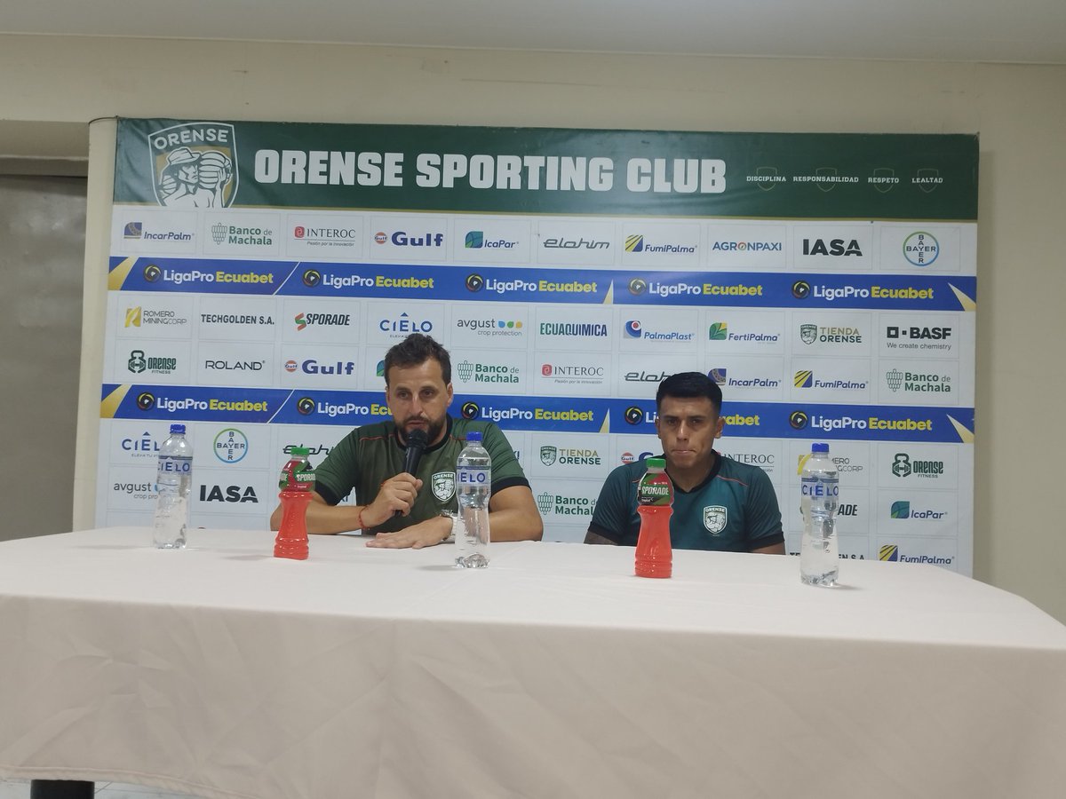 Nicolás Chietino en RP tras la derrota ante El Nacional:
"Hicimos los cambios cuando creímos que debíamos hacerlo".

"A veces acertamos en los cambios, pero mayormente nos equivocamos".

"El proyecto sigue, tengo el apoyo de la directiva, dependerá de ellos si deciden otra cosa".