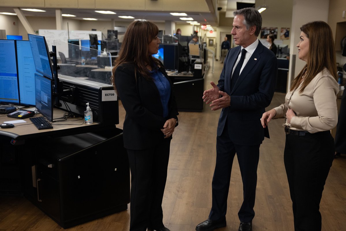 Toured an emergency call center in Tucson, where 40% of the calls they receive are related to fentanyl. The overdose crisis is devastating communities across the U.S., but we can't tackle it alone. We're working with 152 countries to stop the global flow of illicit drugs.