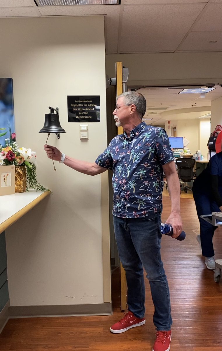 My dad got to ring the bell today 
#chemosucks #cancersucks