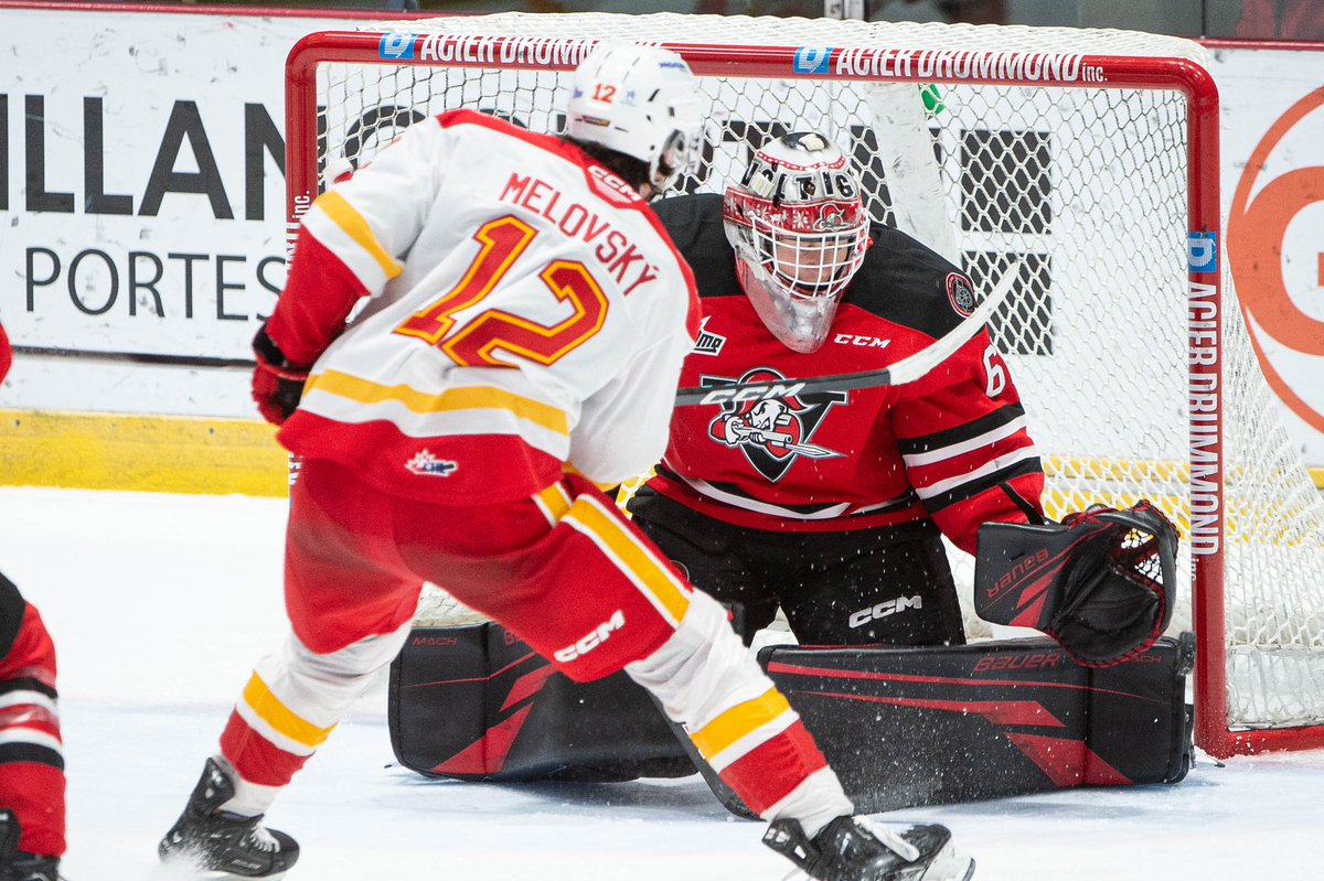 The top team in the East, takes on the top team in the West.

We have some must-see hockey on tap for the @DrakkarBAC and @VoltigeursDRU Final! 🤩

#QPlayoffs | chl.ca/lhjmq/en/brack…