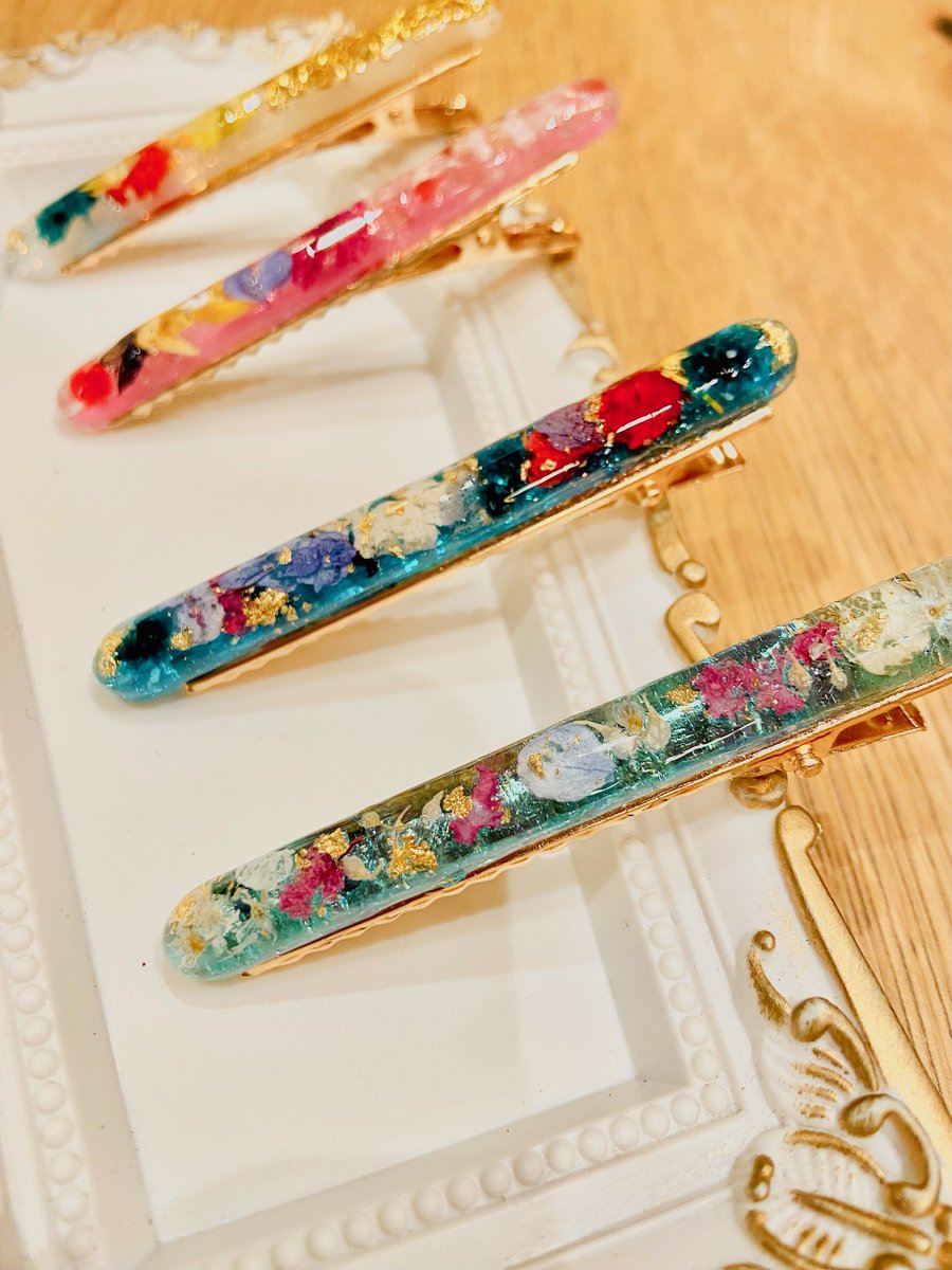 ibiscafe2's tweet photo. こんにちは☀
ibiscafe船岡です🕊

新作のレジンヘアアクセが販売してます✨

手作りなので、1つとして同じ物はございません🥰

興味ある方は、
手元に取ってみてはいかがでしょうか?

皆様のご来店心よりお待ちしております🌼

#アイビスカフェ #船岡ランチ #船岡カフェ https://t.co/xkvXgS7ewQ
