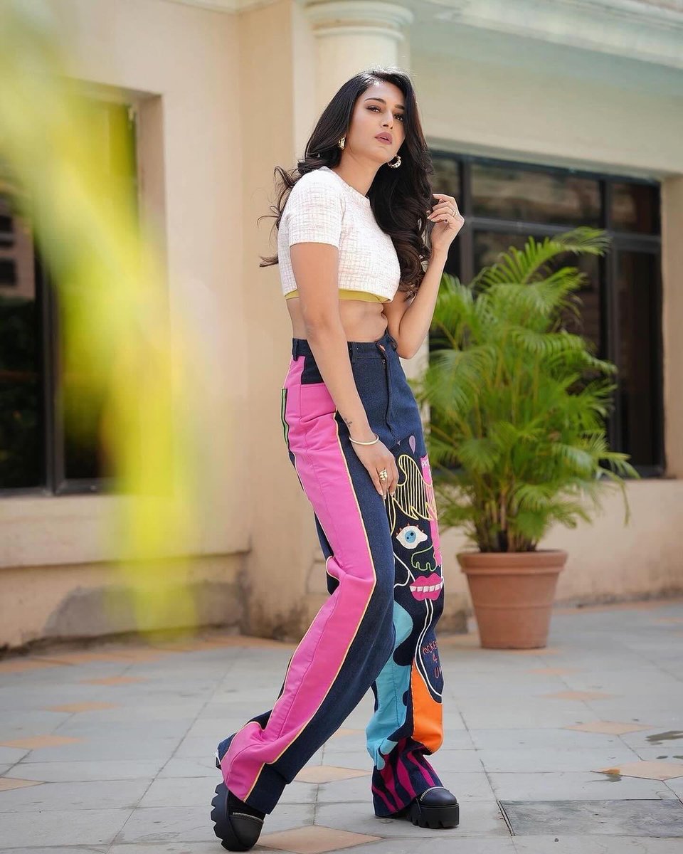 filmybix's tweet photo. Beautiful Erica 
#ericafernandes #erica #fernandes #ericajfernandes #filmybix
For more updates &amp; photos follow us in Facebook: https://t.co/tMpoPLdjDi https://t.co/CFJKJpnBSS