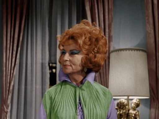 BmoviesDcups's tweet photo. Bewitched season 1 episode 1
#classictv #classicsitcoms #comedy #60s #notalgia https://t.co/IEKCwjQTdC