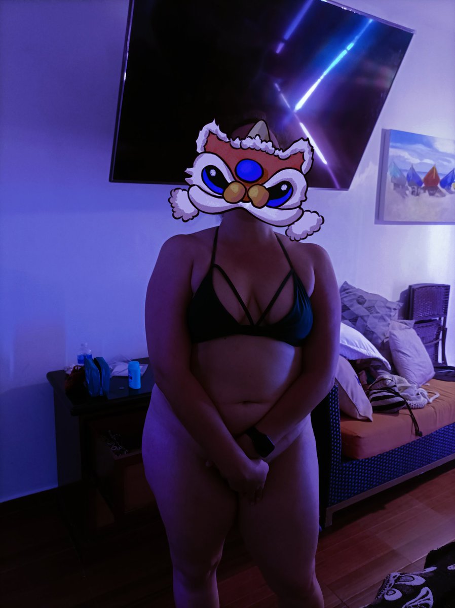 PSoft885's tweet photo. Fin de semana de hacer travesuras en la playa 🔥🤤 https://t.co/oMTwNGsD74