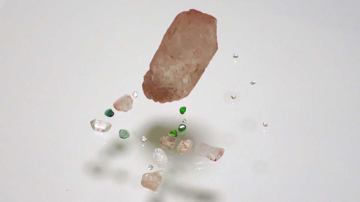himalayan ice quartz, chrome diopside, emerald, etc.