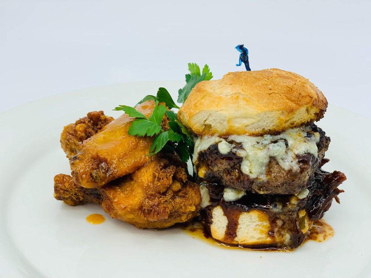 Matisse167's tweet photo. The Matisse Burger is back! Topped w/ BBQ Beef Short Ribs, Ancho Chili Red Onion Jam, &amp; Gorgonzola Mousse, side of Chili Glazed Chicken Wings and a Fried Avocado Wedge. Thank you, Chef! 😋😋Delicious! 
#PrixFixe #Gourmet #Burger #BYOB #Romantic #FineDining #ChefSpecial #DateNight https://t.co/UsIczvqrFr