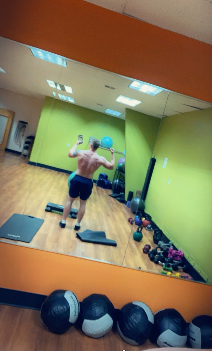 ZCastle007's tweet photo. Back Day! https://t.co/9d6tucnR5H