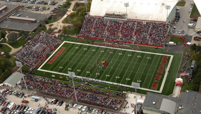 After a great talk with @CoachTevv I’m excited and grateful to receive an offer to play football and continue my education @IllinoisStateU‼️ Thank you @RedbirdFB for the awesome opportunity! #AGTG #GoRedBirds @WakelandFTball @WHSFBRecruiting @CTECoachMiller @SkysTheLimitWR…