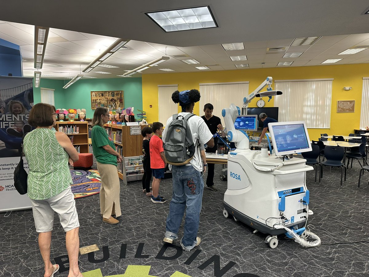 Maria Schaedler-Luera tweet media