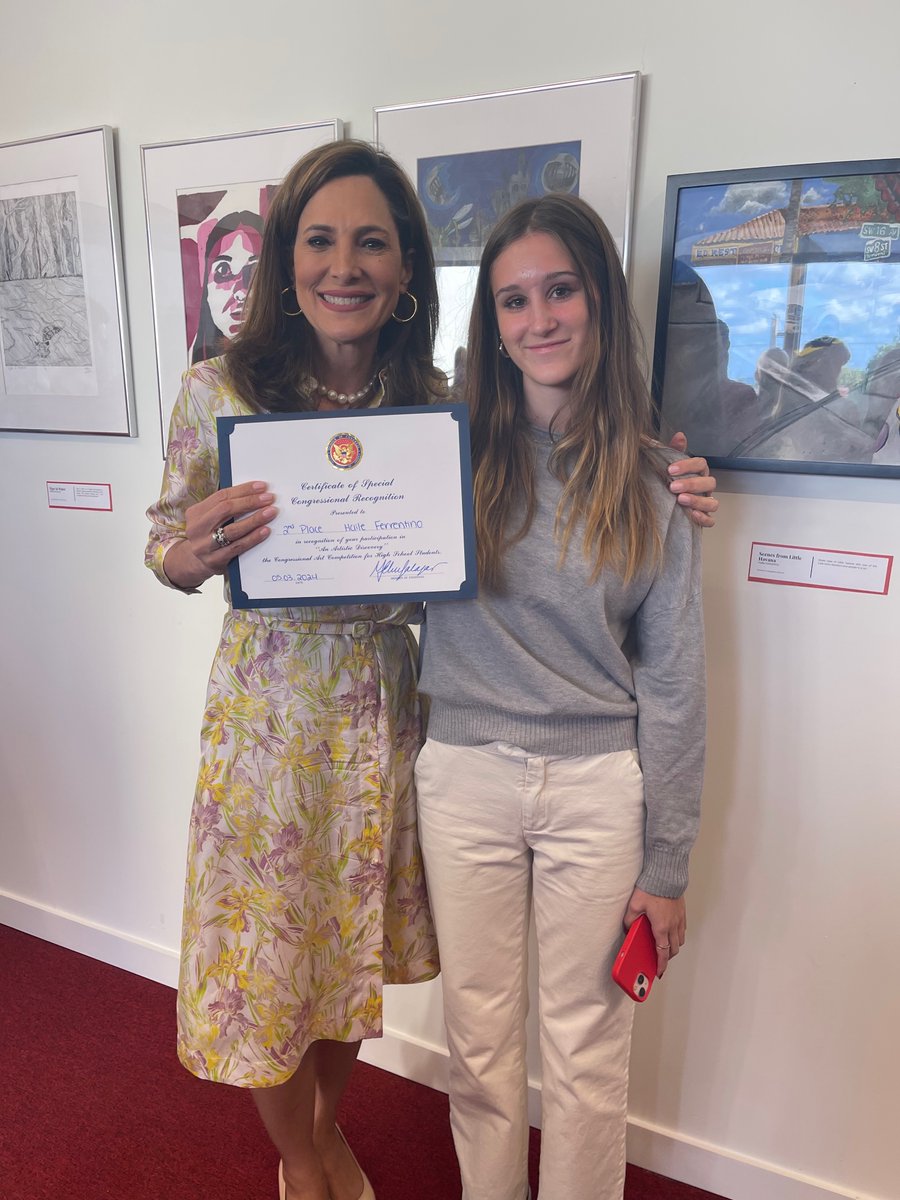 It was an honor to host the talented young artists that make up our Miami community for the 2024 Congressional Art Competition, all of whom are winners to me. This year’s winner is Elliot Craig! 🖼️ 🎨🥳 Elliot’s masterpiece will now be displayed in the Capitol for all to see!