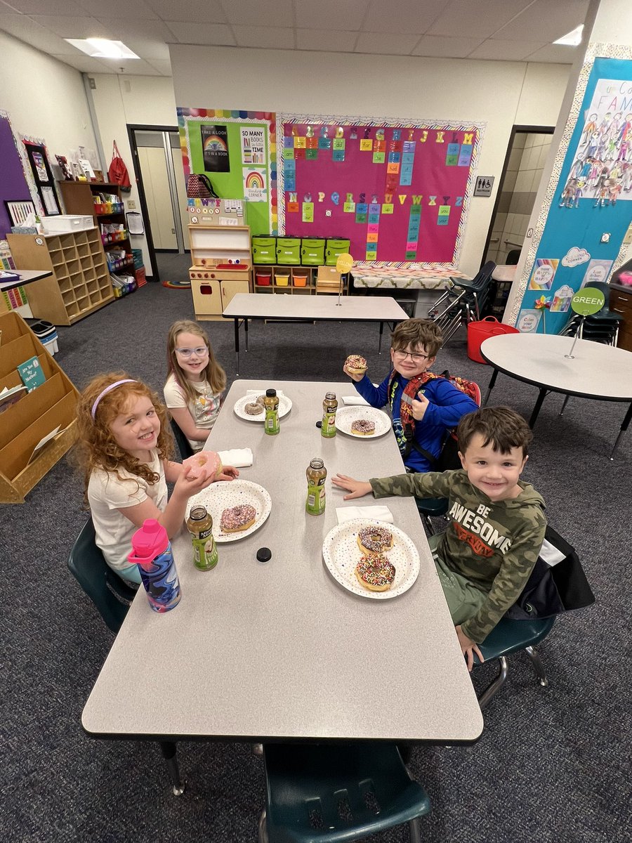 These cuties enjoyed donuts and cartoons this morning. Such a sweet way to start a Friday! #LegacyLife #WeAreEddins #WeAreMckinney #eddelem <a href="/EddinsElem/">Eddins Elementary</a> <a href="/MrsTannersTweet/">Mrs Tanner’s Tweet</a> <a href="/MrsParkerInK/">Natalie Parker</a>