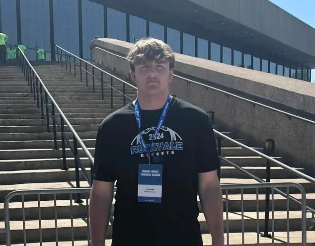 Rockvale (Tenn.) 2025 offensive lineman Bo Bryan recently made another visit to see #MTSU for their spring game Following the visit, he talked connection with offensive line coaches @bigk73 and @CoachBaerHunter ⬇️⬇️⬇️ middletennessee.rivals.com/news/local-tar…
