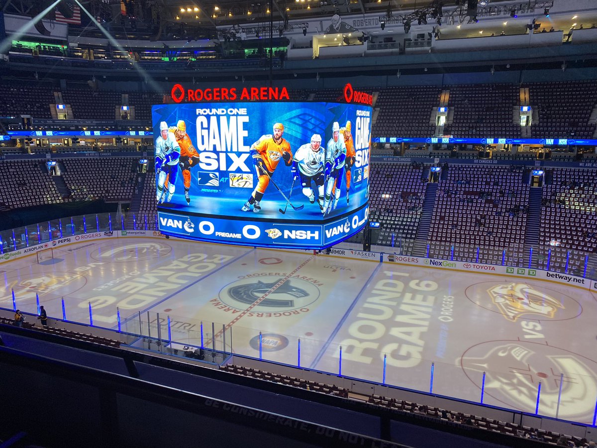 After_Five's tweet photo. @ALMURDOCH @Canucks @RogersArena Yay Al! We’re right below your booth in 307.  Great to hear your voice here !! Go Nucks! https://t.co/2RvRsJeWEi