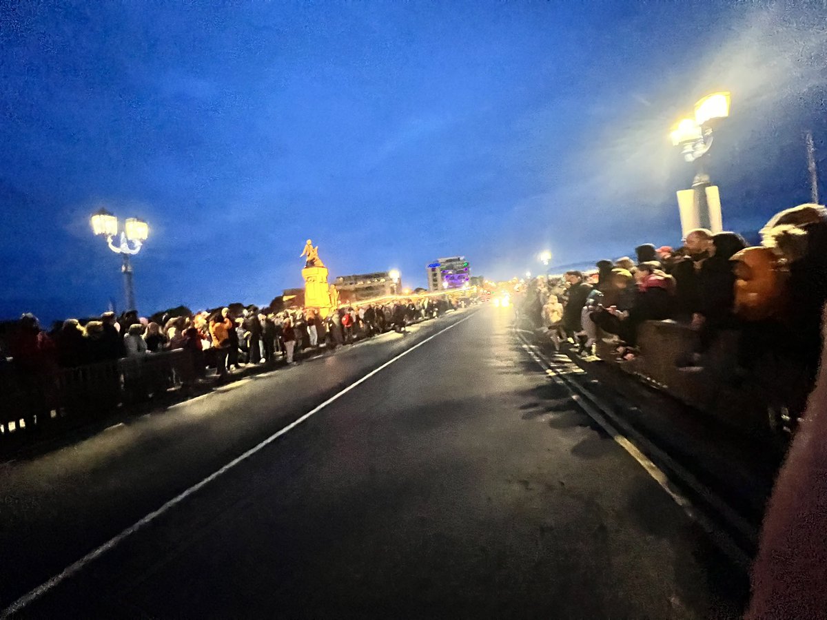 Crowds lined the streets in #LimerickCity tonight for the Pégase parade! Rounding off day one of #RiverfestLimerick