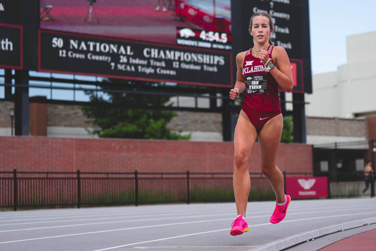 Erin O'Brien earns first place in the women's 3,000-meter run!
