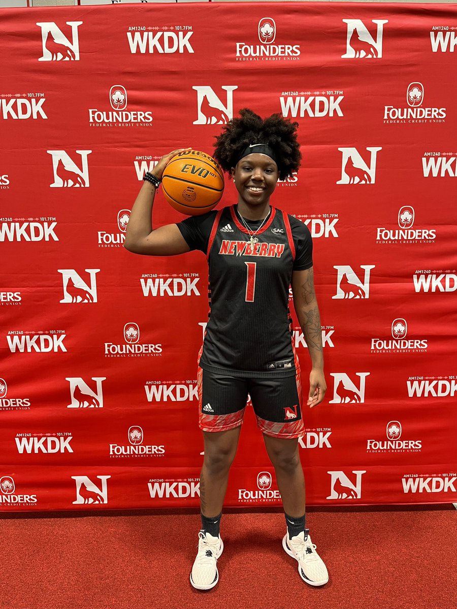 After an amazing visit, I am blessed to receive an offer from Newberry college. ❤️ Thank you coach for believing in me. #gowolves <a href="/WalkerJohnette/">Coach Walker</a>