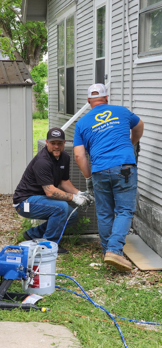 Our <a href="/atmosenergy/">atmosenergy</a> team in <a href="/IndependenceKS/">City of Independence</a> took some time to provide a fresh start to a home that is all about fresh starts. Many thanks to #CMIH for linking us to such a great project! #LoveIndependenceDay fits so well in our effort #FuelingSafeandThrivingCommunities!