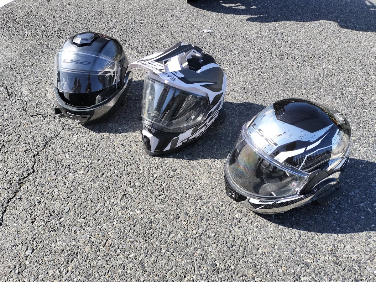 CocoGIXXERsf155's tweet photo. 集合したらみんなLS2だった🤣
#LS2は良いぞ
#LS2 https://t.co/PLLd7d82oL