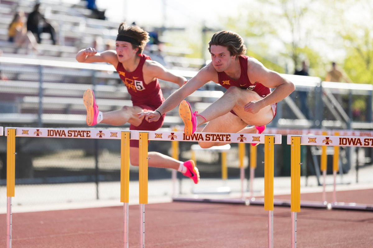 Kiersten Fisher wins the 100m hurdles with a new PR of 13.91 and Jack Latham takes first in 110m hurdles running against the wind in 14.40(-2.4 m/s)! #CycloneSZN
