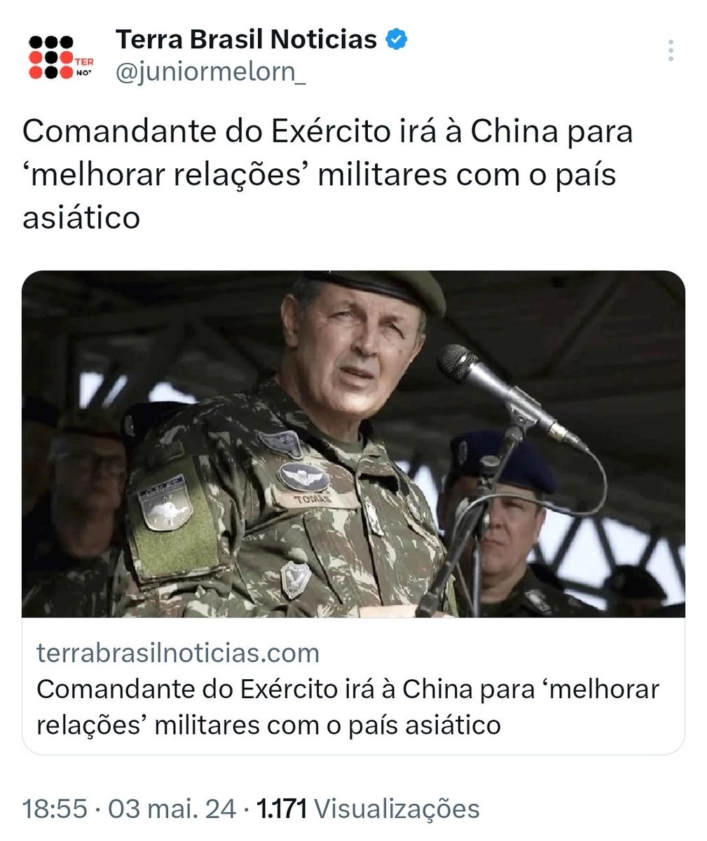 misteriouspavao's tweet photo. Enquanto o Estados vive numa situação crítica 
-O comandante melancia vai à China fazer laços

-O governador do estado quer fazer propaganda da sua imagem pessoal.

- O ministro de Minas e Energia foi ver o Papa

- Presidente da República falando de futebol

- Prefeito do RJ preocupado com show da Madonna.