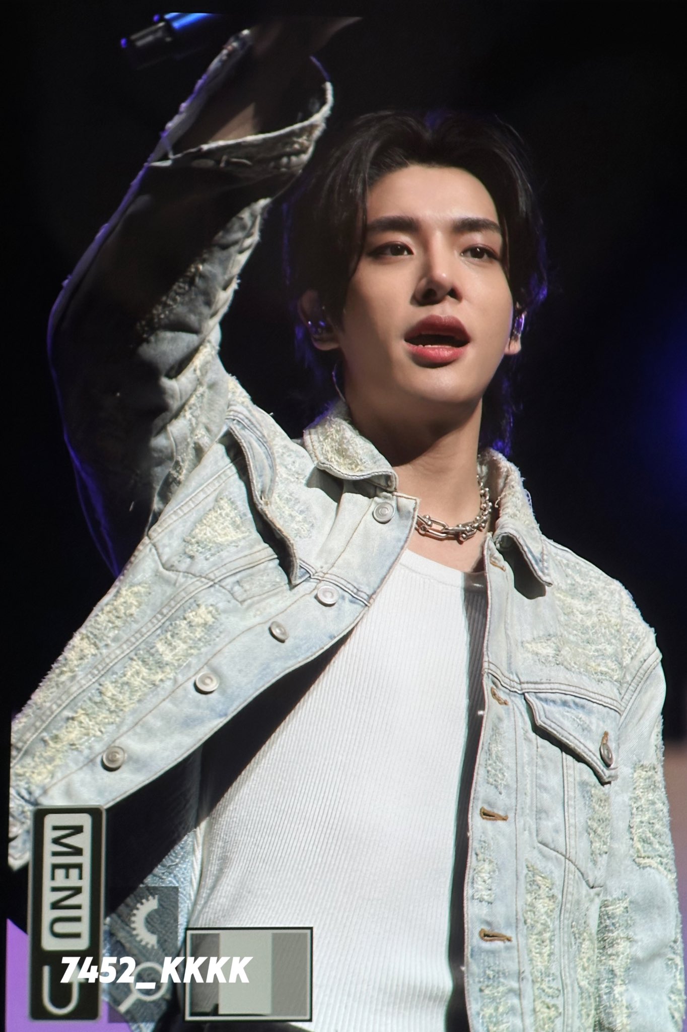 ショコラ様【EN-1051：JAKE(ジェイク)】／写真L版 🦮🧡 250105 GDA パフォーマンス中は やっぱりめっちゃ