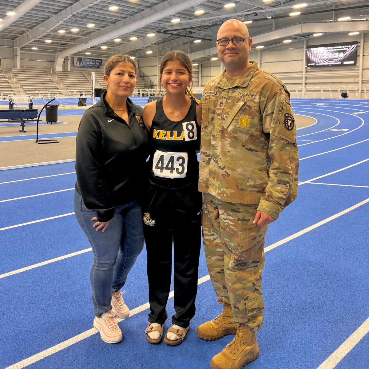 castrellon12's tweet photo. Come see my daughter run the 3200m Natalia Castrellon Junior Kellam High School. She is a future prospect for your University. #dogwoodclassic #TrackRecruit #CollegeTrack #DogwoodTrackClassic #AthleteRecruit #TrackandFieldRecruit #CollegeAthlete #UVA #VCU #VirginiaTech #VMI #virginiawesleyanuniversity #UNC #Clemson #UTEP #TCU