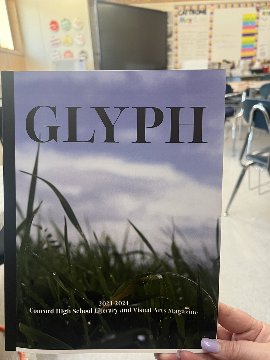 🌟the second volume of Concord High School’s literary and arts magazine, glyph, is printed and ready for distribution!🌟