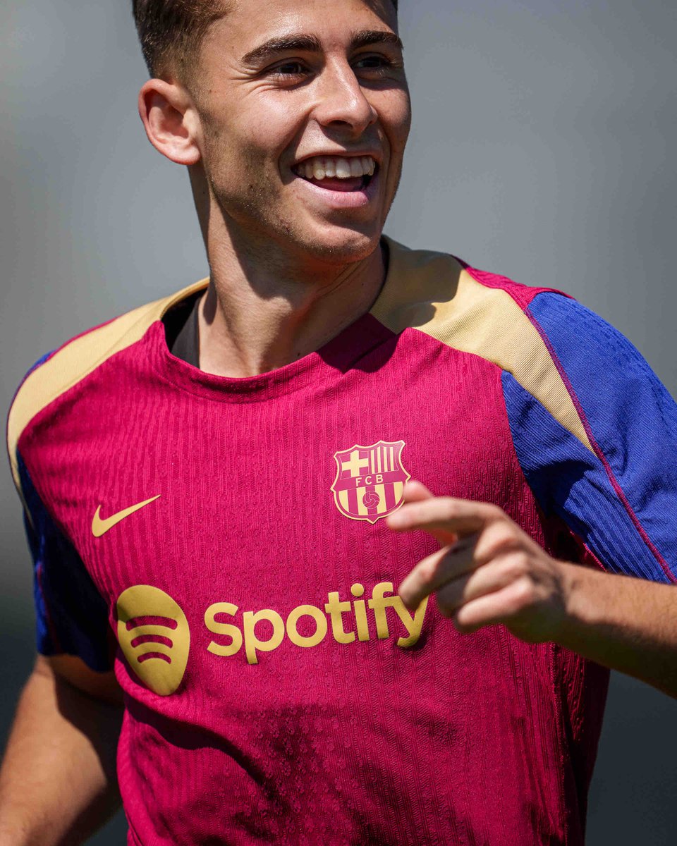 FCBarcelona_cat's tweet photo. B😄NA NIT https://t.co/Qso8NXSfAg