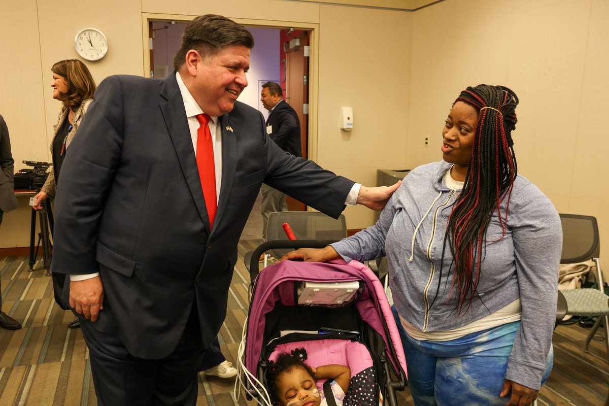 GovPritzker tweet picture