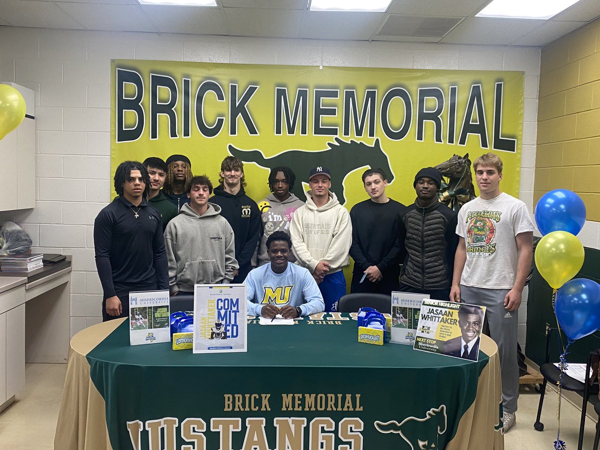 Congratulations to JASSON WHITTAKER for his commitment to @MUCougars @MUCougarsFB to continue his Education and Football career!! @BrickMemorialHS @BrickMemorialFB @Brick_K12
