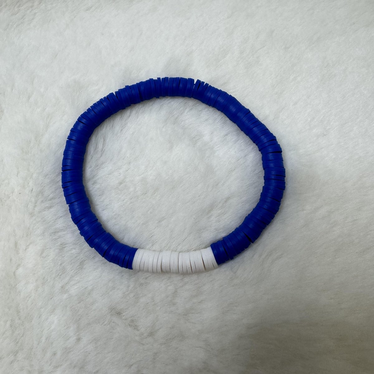 Navy Blue Heishi Clay Bead Bracelet #2

aldesignsbyashley.etsy.com

#etsyshop #etsyseller #etsyhandmade #etsy #handmade #handmadejewelry #handmadeearrings #earrings #handmadeearringsforsale #earringstyle #etsygifts #etsysellersofinstagram #jewelry #jewelrydesign