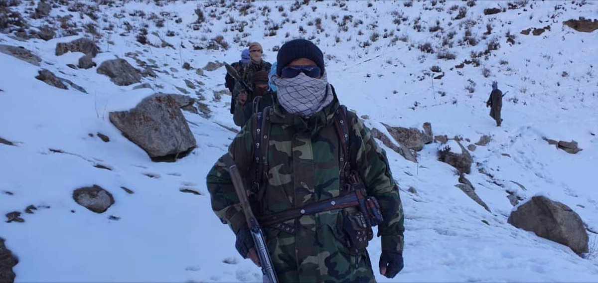 cyberpionier's tweet photo. @EyE13213 @afghanistanJ9 This wacko doesn't know there is NO foreign support... This is the power of the Afghan Army that is fighting the Taliban and the bravery of many civilians who are involved.
#BanTaliban #Talitubbies https://t.co/AutBelL801