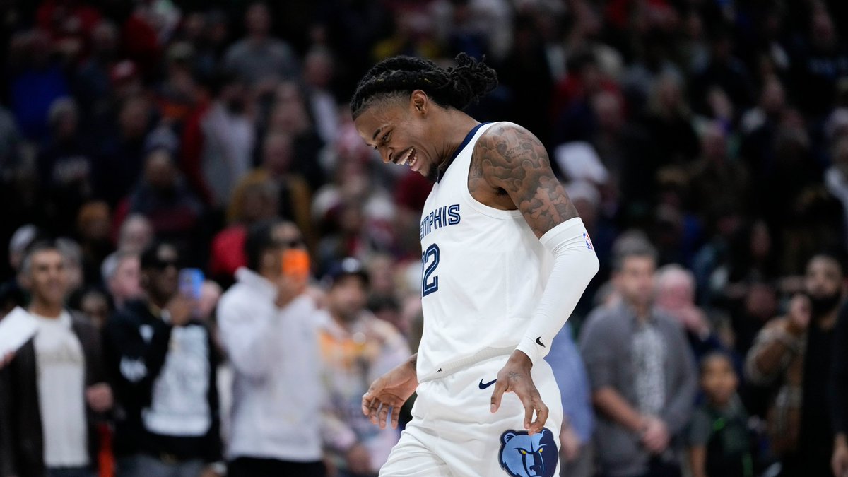 CREAMYCOLE's tweet photo. Ja Morant’s most insane defensive plays,

A Thread https://t.co/vqbtrwjeck