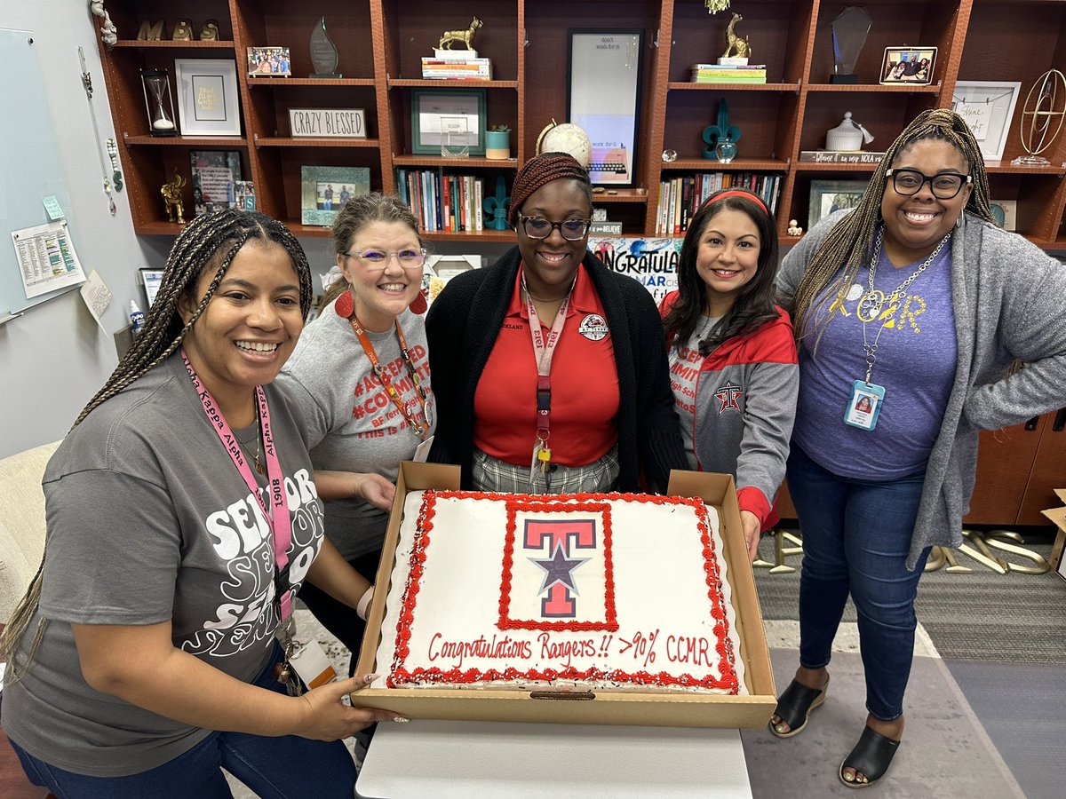 DocOfHighHopes's tweet image. I’m so proud of the students &amp;amp; staff of THS. Recently, our CCMR Score was not meeting the #HighExpectations that I know we can meet &amp;amp; exceed, so I called for a change; anything less than 90% is unacceptable. Well, today we’re 93.5! ❤️🙌🏽 Plot Twist: new goal 95%! #WatchUsWork 🫶🏽🎓