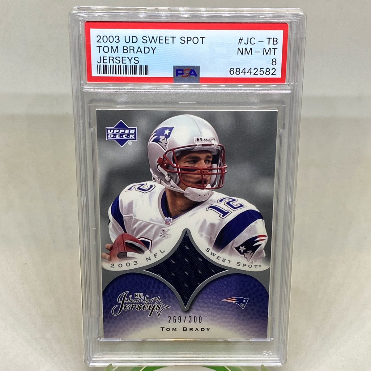 🏈 TOM BRADY 🏈
2003 #upperdeck #sweetspot #authentic #gameworn #jersey #tombrady 269/300 #patriots #psacard #graded #slabbed #collect #thehobby #whodoyoucollect #tradingcardsandthings #newengland #newenglandpatriots #nfl #football #brady #tb12 #goat #tradingcards #tctsportscards