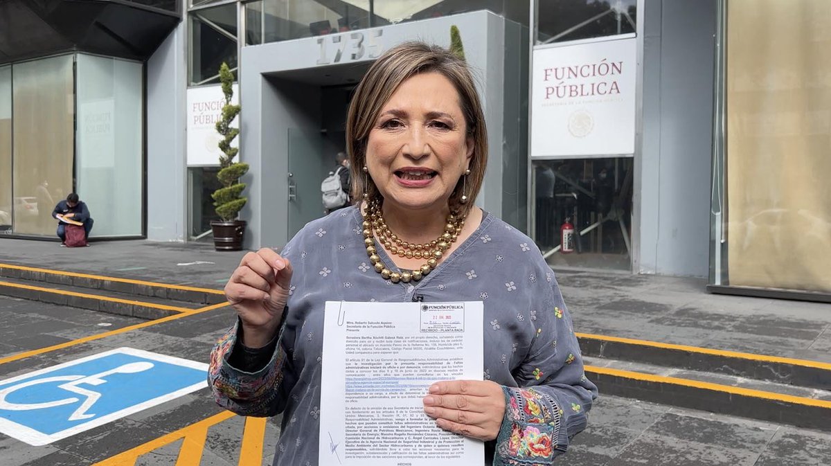 Y ahora, la pregunta obligada que todos debemos hacernos:

¿Ya fue @XochitlGalvez a denunciar la CORRUPCIÓN de María Amparo Casar? 

Ah no, que si no es de MORENA entonces no cuenta hacer su show mediático...

#XochitlMentirosa