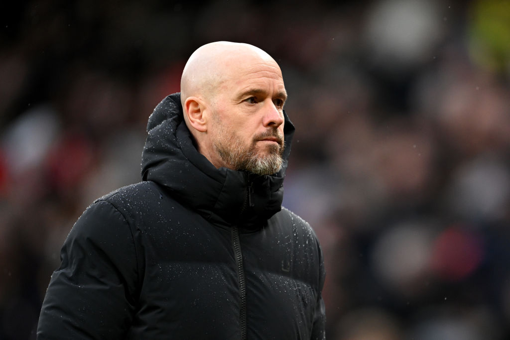 🔴 Ten Hag on attempt to sign Harry Kane last summer: 'Yes, but don't compare him with Hojlund'. 'We signed a GK who can play out from the back, a dynamic midfielder in Mason Mount who has been injured all season... and a goalscorer in Hojlund who is young and needed the time'.