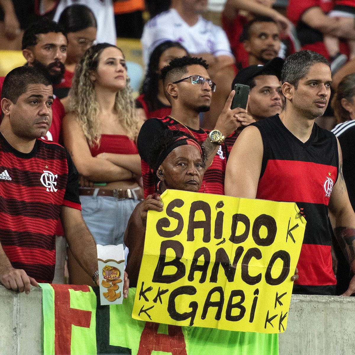 delmirojunior's tweet photo. Torcedores na arquibancada do @maracana
@flamengo 1x0 @oficialamfc na @CopaDoBrasilCBF
📷 @delmirojunior
#futebol #photopremium #imprensa #press #photo #riodejaneiro #gabigol #amazonas #copadobrasil #flamengo #flaxama #maracanã #torcida https://t.co/aYGkUaFM3D