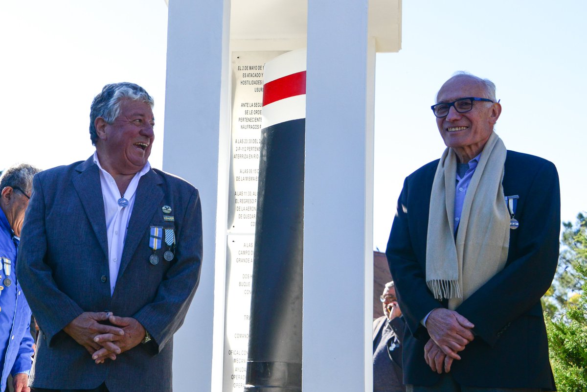 lucaschillemi's tweet photo. Blas Fernández y José Alberto Andersen #Malvinas #copetonas #tresarroyos https://t.co/d6xH17VVCi