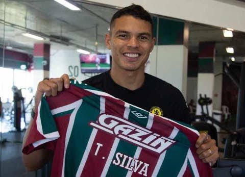 Victorg_Lessa's tweet photo. O MONSTRO está de volta! Thiago Silva acertou com o Fluminense um contrato válido até o meio de 2026 e vai chegar ao clube em julho.

Como informado pelo GE, a diretoria tricolor enviou representantes para Londres e os últimos detalhes e pendências foram acertados.

Contratação gigantesca do Fluminense!