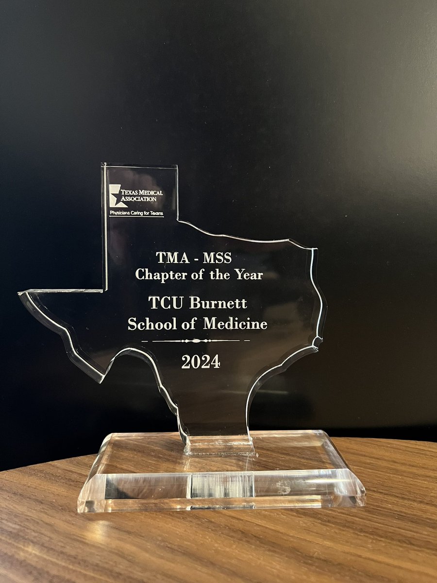 Proud to have led our @TCUBurnettMed TMA Chapter this past year alongside an inspiring team of student leaders to be awarded the @texmed medical student chapter of the year! Huge thank you to our chapter advisors @drshannacombs and Dr. Cheryl Hurd for their continuous support!