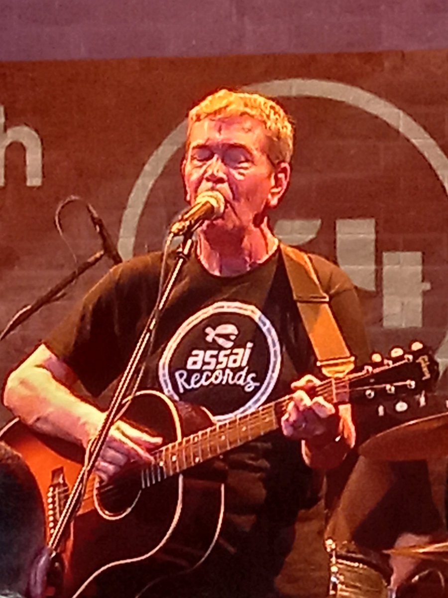 philrobson60's tweet photo. Everybody's got their favourite @michaelheadtreb songs, but I particularly enjoyed #StreetsofKenny #Comedy #BrokenBeauty @GoCivTheatre tonight. Looking forward to receiving pre-ordered new album in the post. https://t.co/RF0sY56oOG