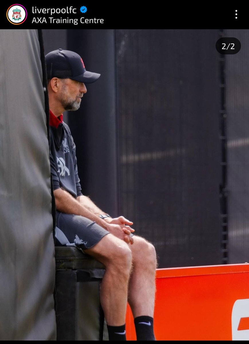 La pena que me da esta foto, cuando suban la última imagen del entrenamiento siendo parte de Liverpool, lloraré 💔