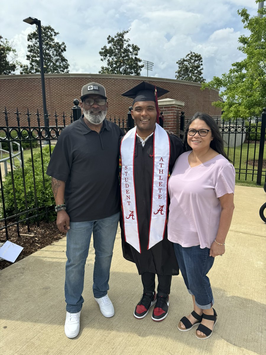 Cobie Vance tweet media