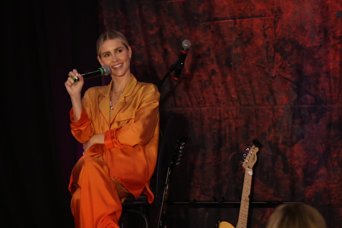 CreationEnt's tweet photo. Claire Holt takes the stage at #TVDNASH to answer questions from fans! https://t.co/sC6gnI2qVP