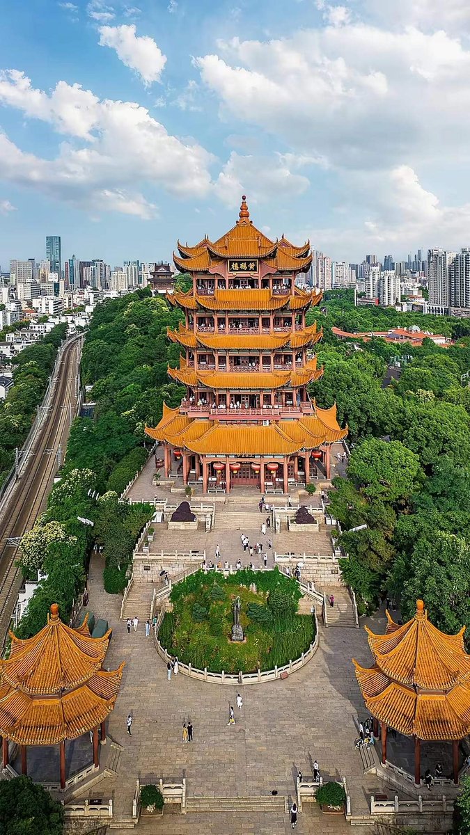 中国四大名楼之一湖北黄鹤楼 Huanghe Tower, one of the four famous buildings in China #travel