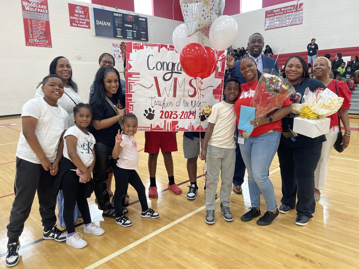 We want to scream a HUGE CONGRATULATIONS to @Dr_A_Glass for being named @WMS_HCS 23-24 Teacher of the Year. We love the work that you do and you’re so deserving of this honor! Continue to Lead with you HEART! #TOTY @HenryCountyBOE @wilkerson_banks @RobynWhiteHCS @serveandlead613